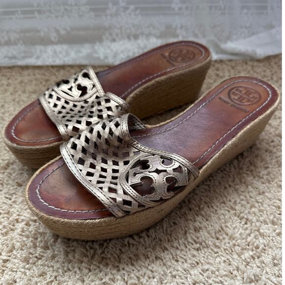 Tory Burch Bronze Leather Thatched Platform Wedge Sandals Size 8.5 - Picture 1 of 10